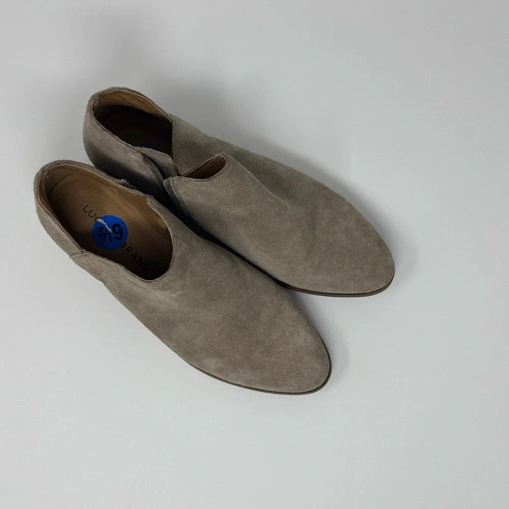 Lucky Brand never worn